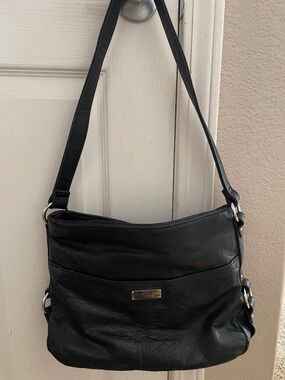 Womens Black Stone Mountain Genuine Leather Handbag/Shoulderbag